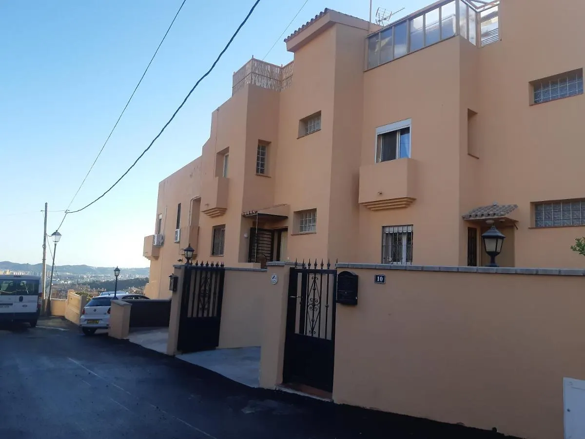 Cozy Apartment In Fuengirola Hills location